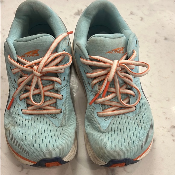 Altra Shoes - Altra Light Blue Running Shoes